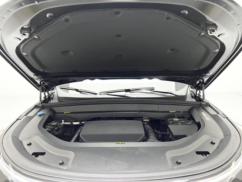 Li Auto Ideal L9 2022