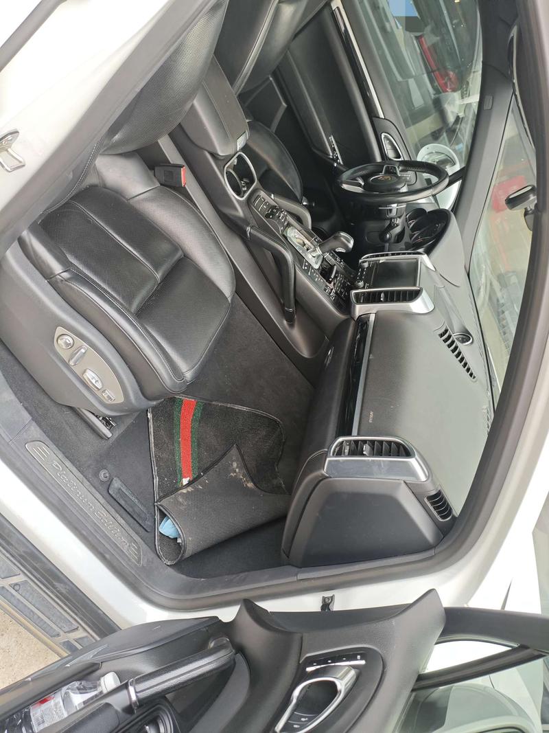 Porsche Cayenne 2016