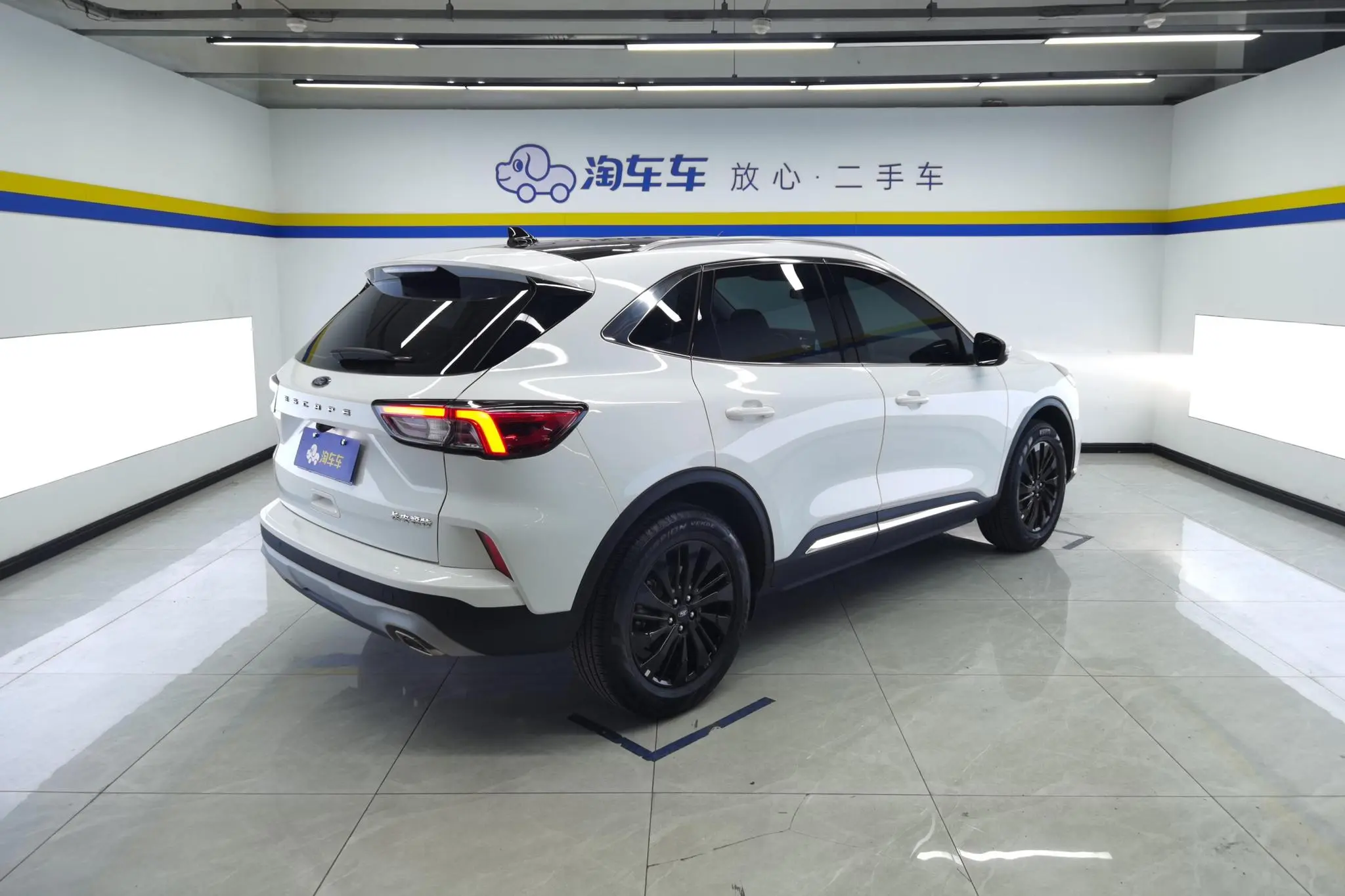 Ford Ruiji EcoBoost 245 two-wheel drive Yaoxiang model