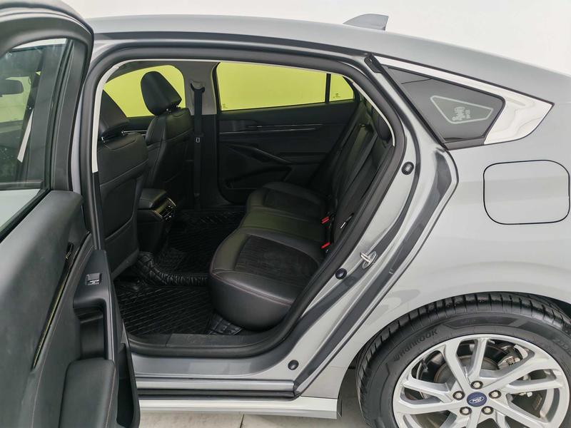 Ford Mondeo 2023