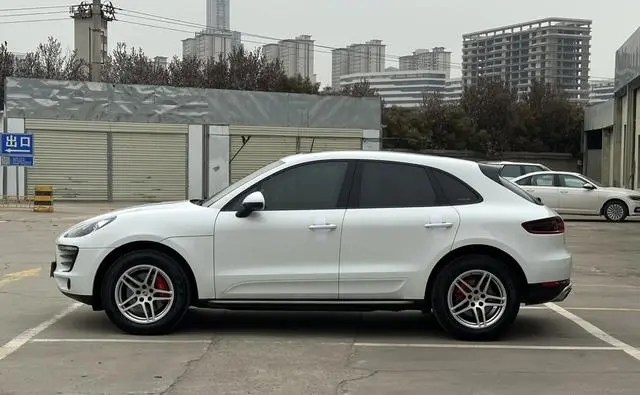 Porsche Macan Macan 2.0T
