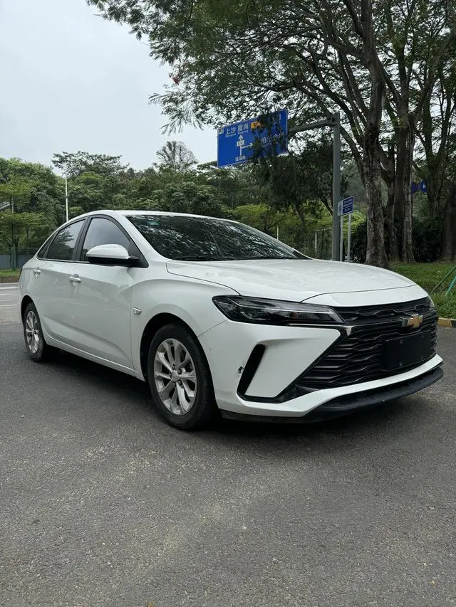 Chevrolet Cruze 1.5L Dual Clutch Enjoy Edition