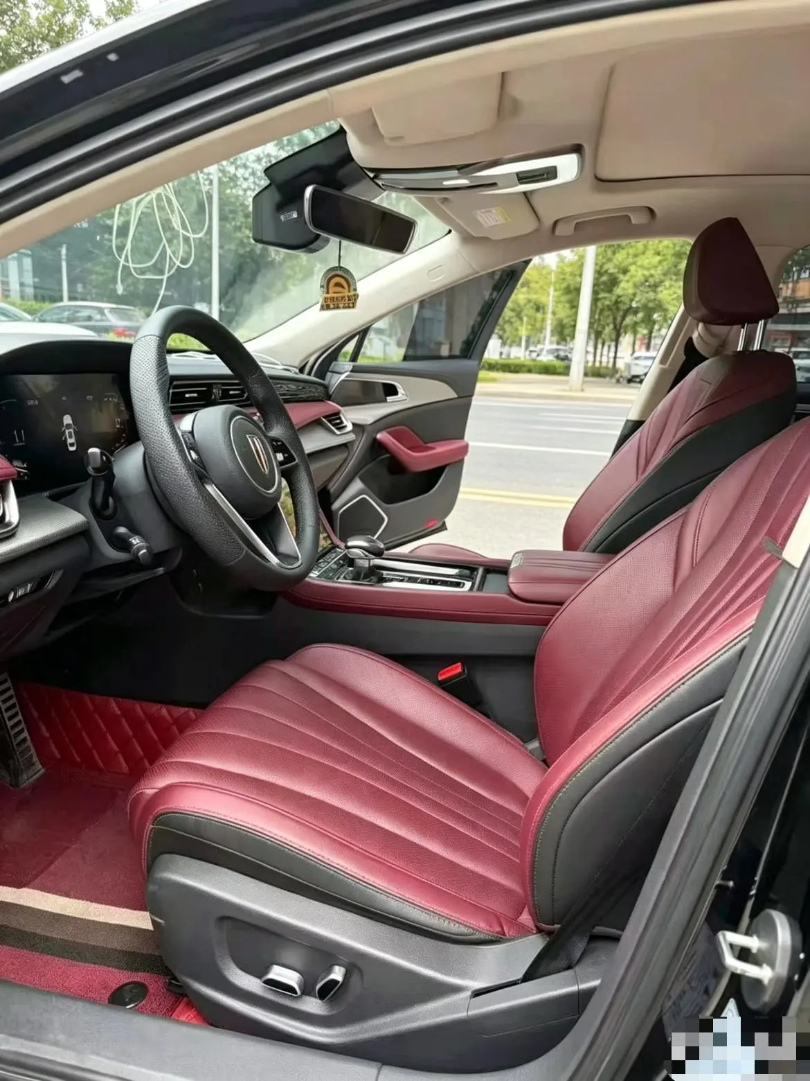 Hongqi Hongqi H5 1.5T DCT Zhilian Qiyue Edition