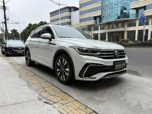 Volkswagen Tiguan L 330TSI automatic two-wheel drive R-Line Premium edition