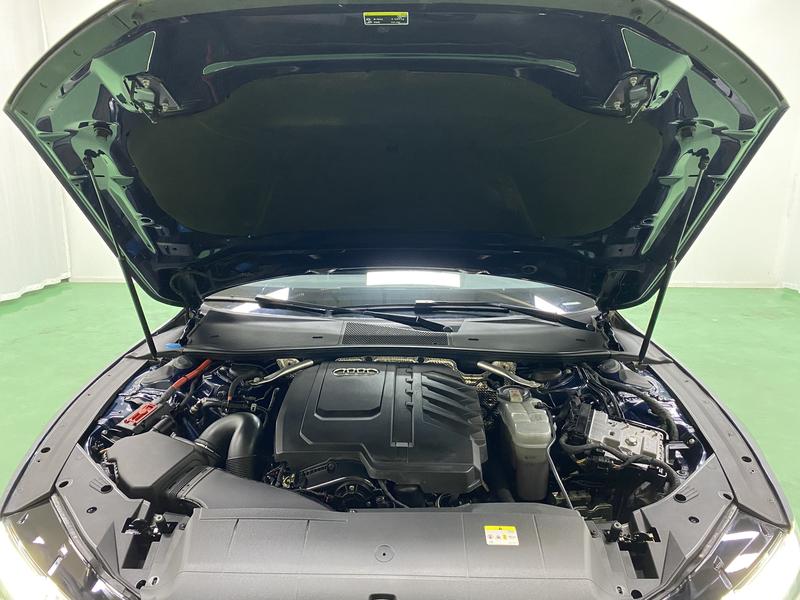 Audi Audi A7L 2024