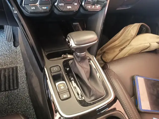 GAC Trumpchi GS4 235T automatic two-wheel drive luxury smart version