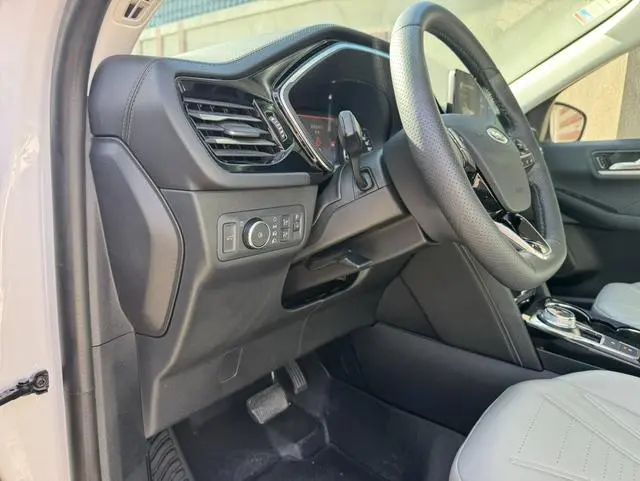 Ford Ruiji EcoBoost 245 two-wheel drive Yaoxiang model
