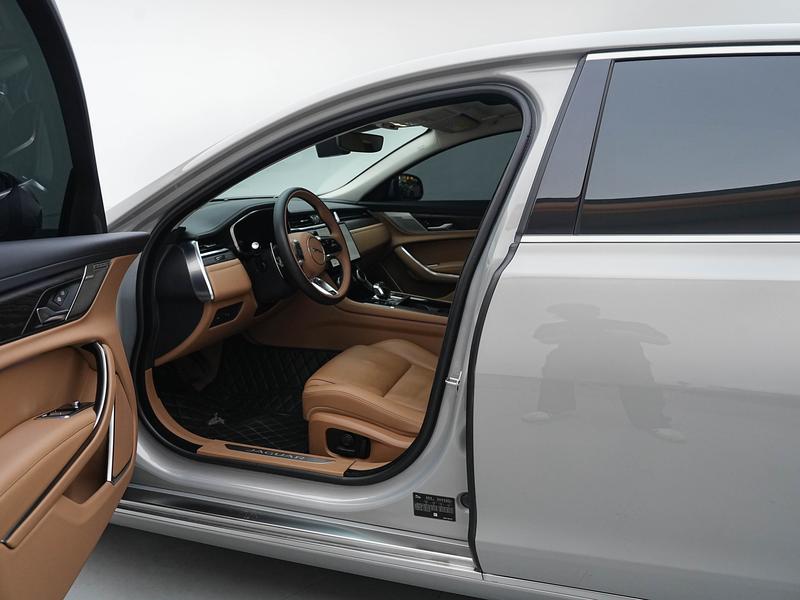 Jaguar Jaguar XFL 2024