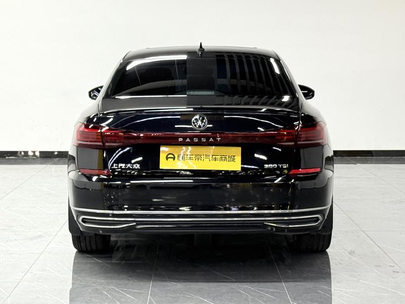 Volkswagen Passat 2025