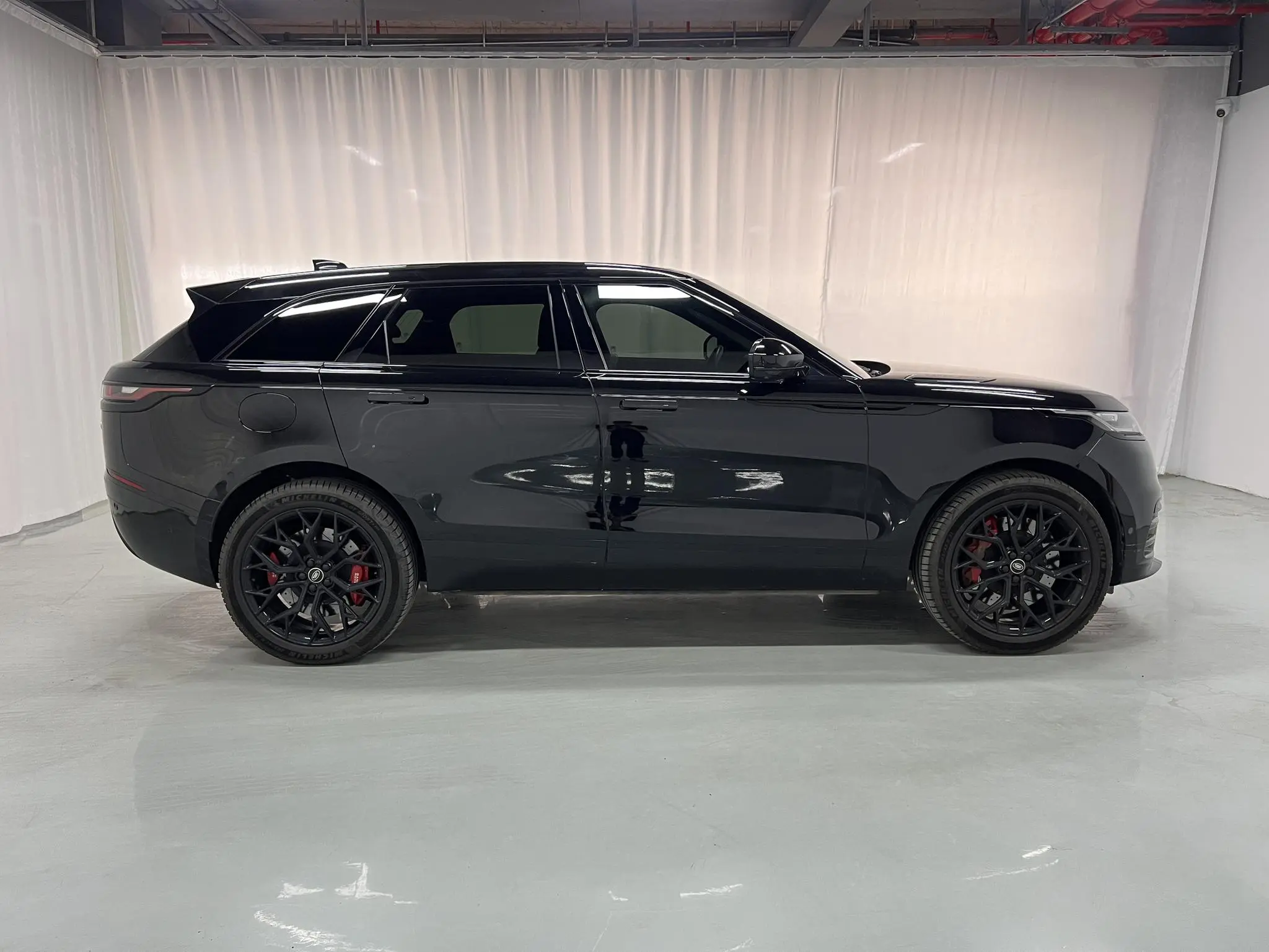 Land Rover Range Rover Star Pulse 250PS Yihe Collector's Edition