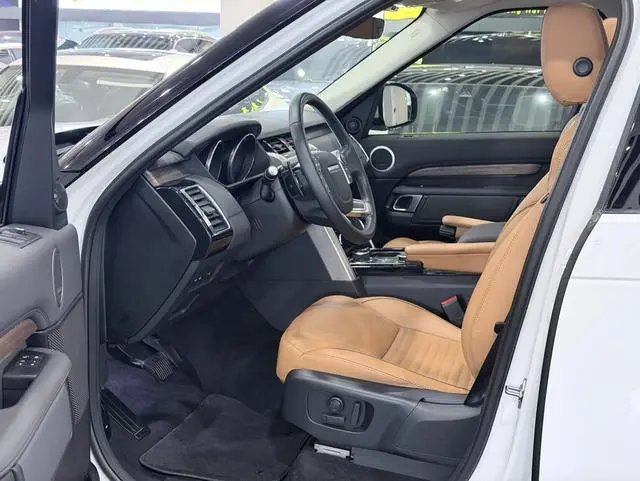 Land Rover discover 3.0 V6 HSE