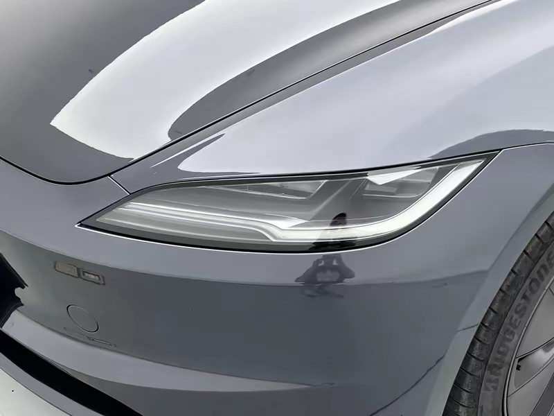 Tesla Model 3 2025