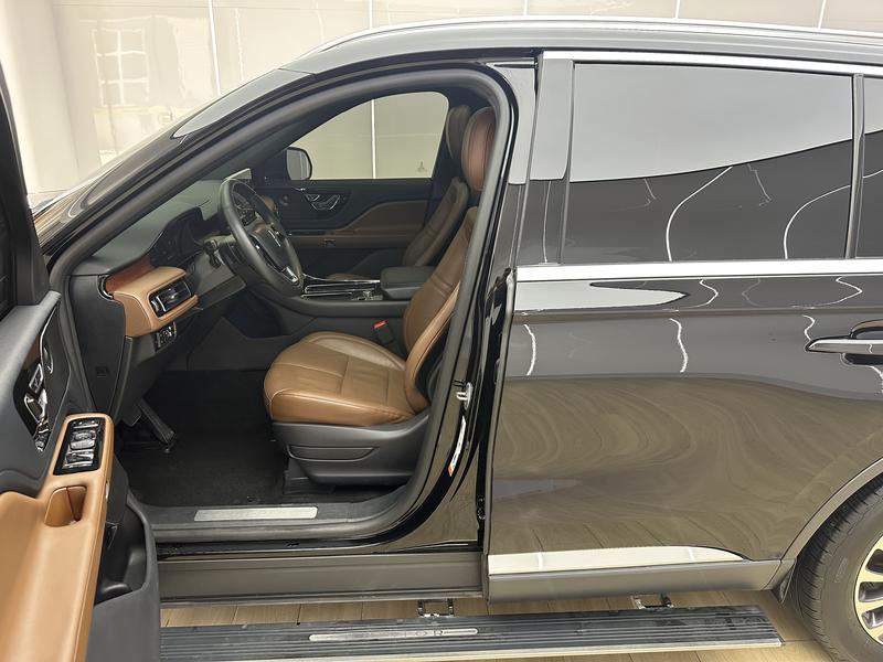 Lincoln aviator 2023