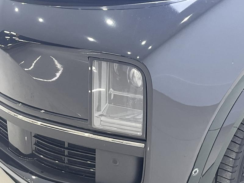 Li Auto Ideal L8 2024