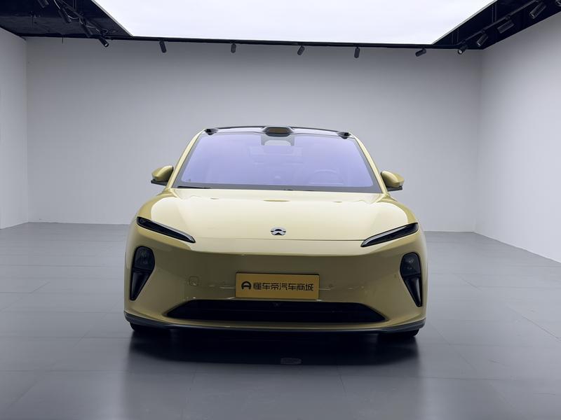 NIO NIO ET5 2022