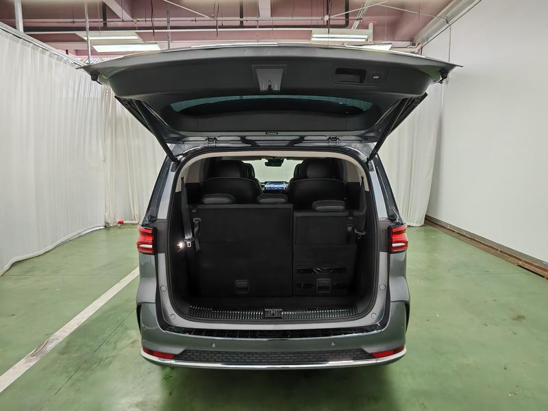 Roewe Roewe iMAX8 2022