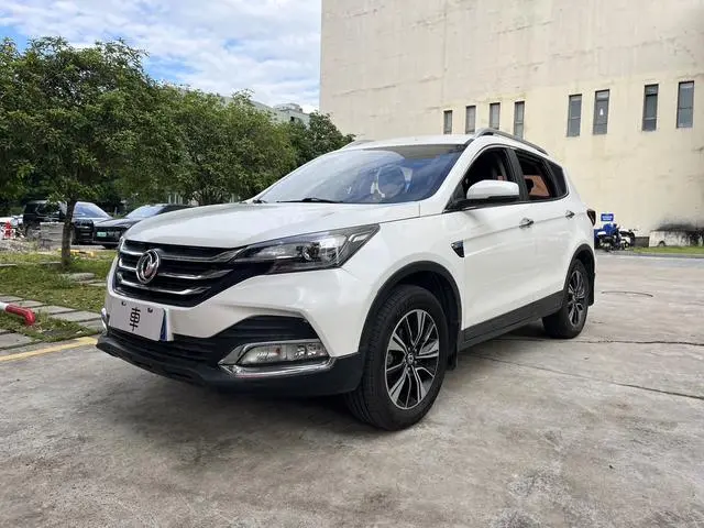 Dongfeng Fengshen Dongfeng Fengshen AX7 Classic 1.6T automatic elite type