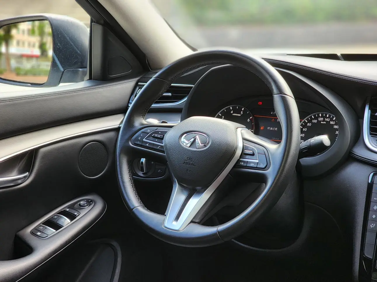 Infiniti Infiniti QX50 Facelift 2.0T two-wheel drive elite edition