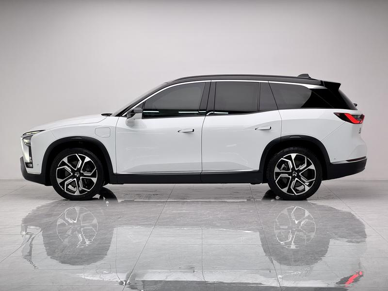 NIO NIO ES8 2020
