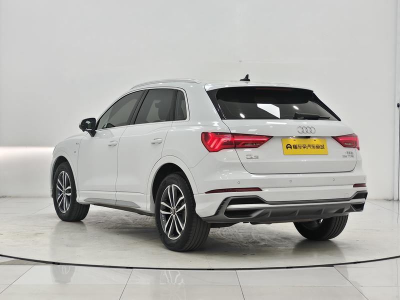 Audi Audi Q3 2022