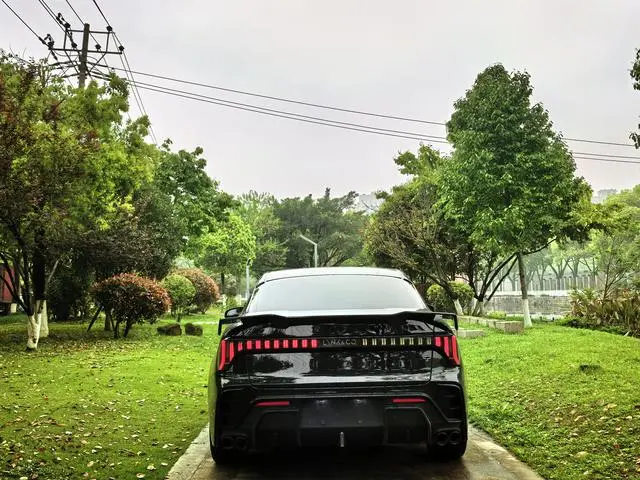 LYNK & CO Lynk 03 2.0 TD DCT Jin Pro