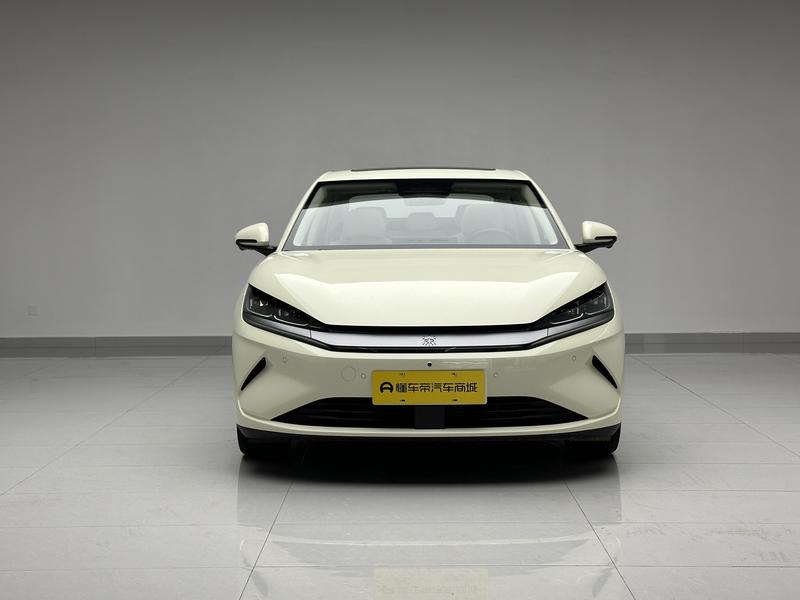 BYD Qin L EV 2025