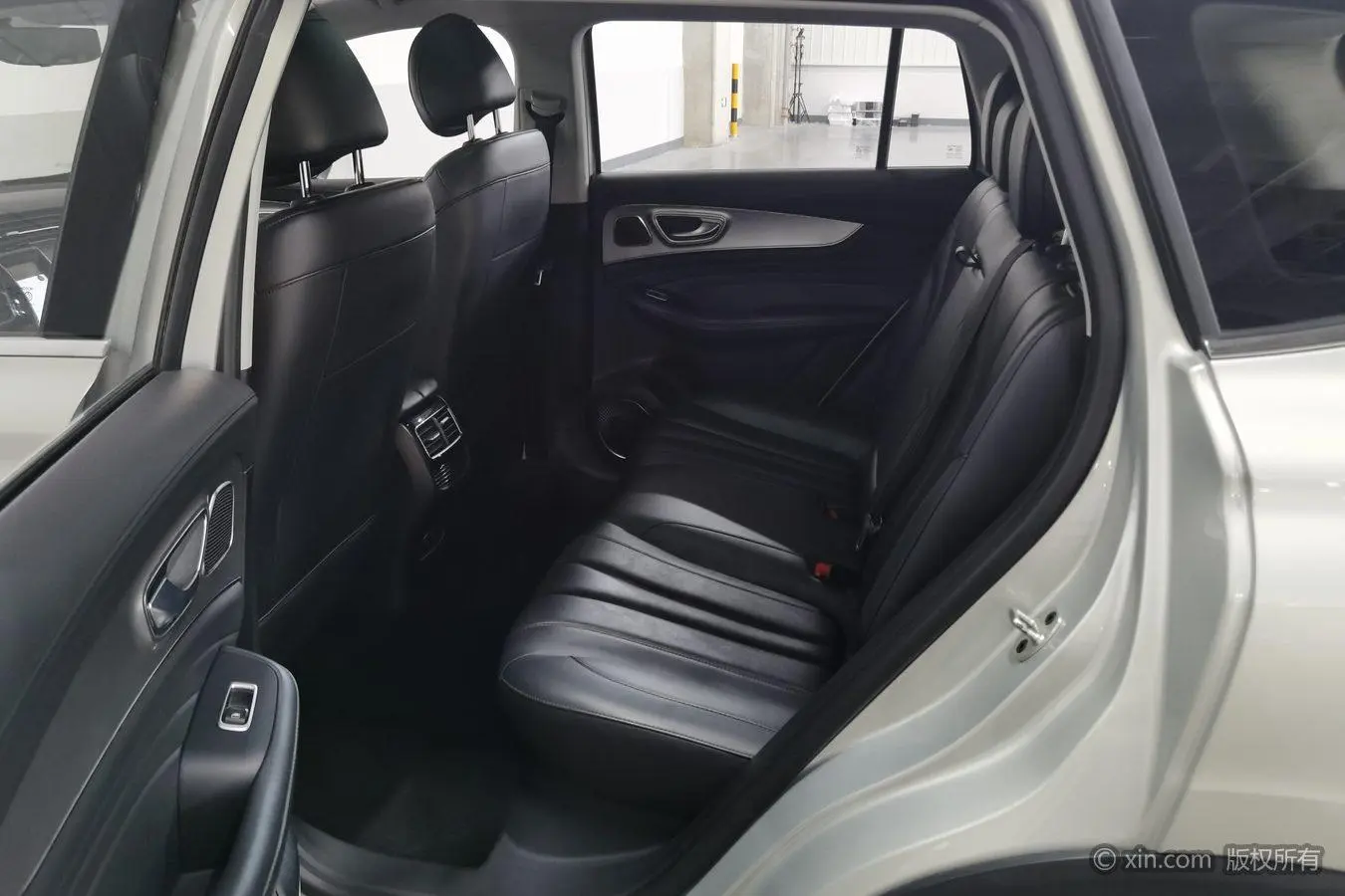 Roewe Roewe RX5 MAX 300TGI Automatic 4G Interconnection Deluxe Edition