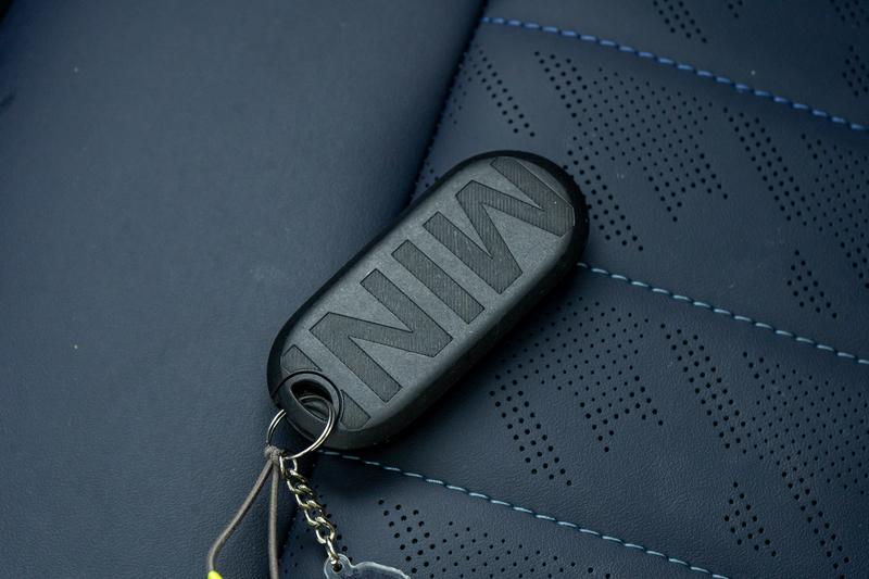 MINI MINI 2025