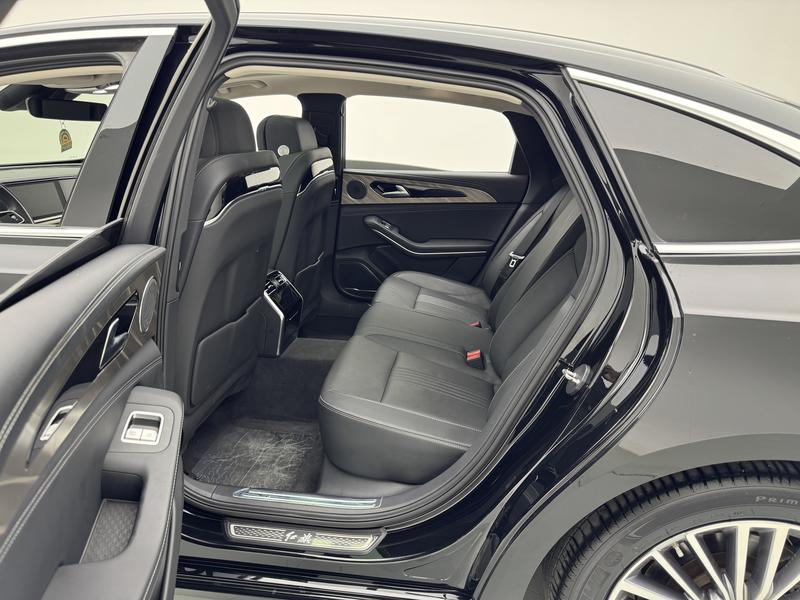 Hongqi Red Flag H9 2020