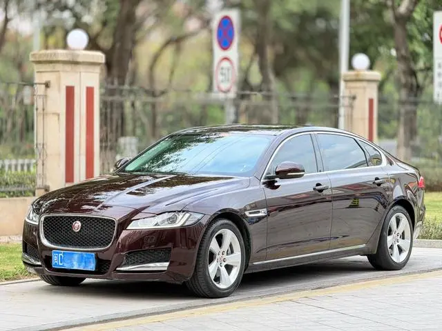Jaguar Jaguar XFL 2.0T P200 two-wheel drive Elite Edition