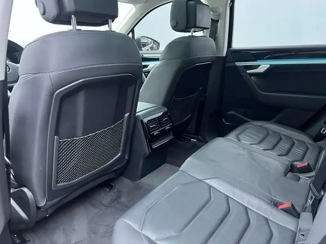 Volkswagen Touareg 3.0 TSI Sharp Edition