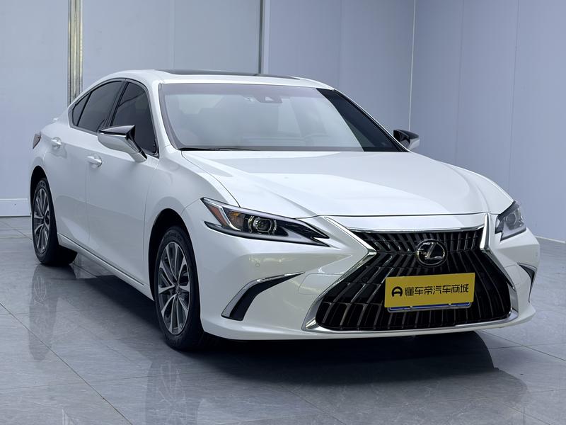 Lexus Lexus ES 2022