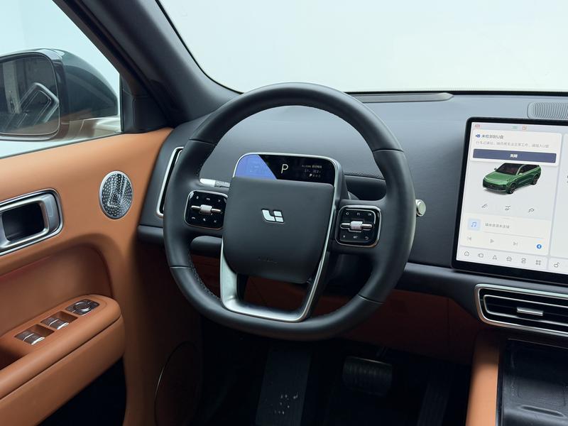 Li Auto Ideal L9 2025