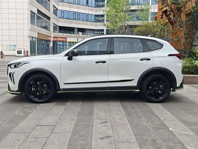 Haval Haval Red Rabbit Exciting Version 1.5T Silver Rabbit