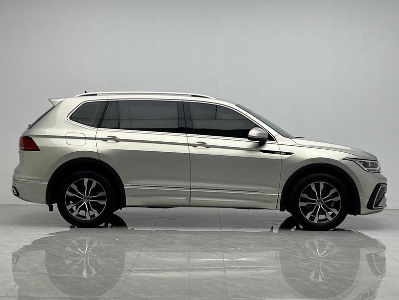 Volkswagen Tiguan L 2022