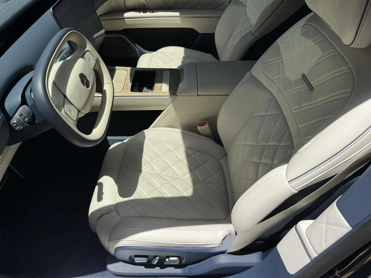 NIO Nio ET9 102kWh first limited Edition
