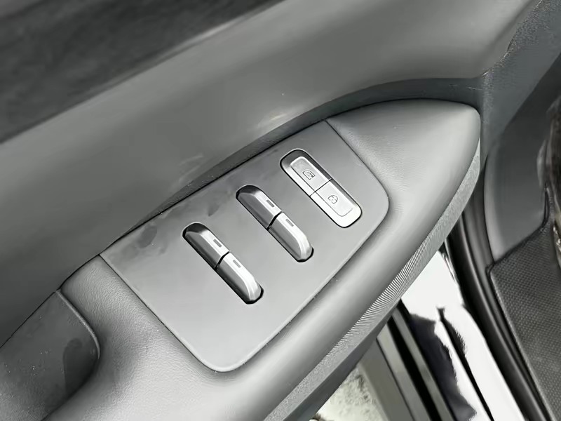 Dongfeng Yipai Eπ 008 2026