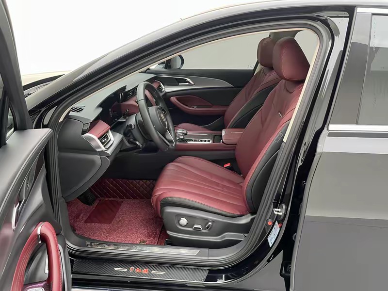 Hongqi Red Flag H5 2024