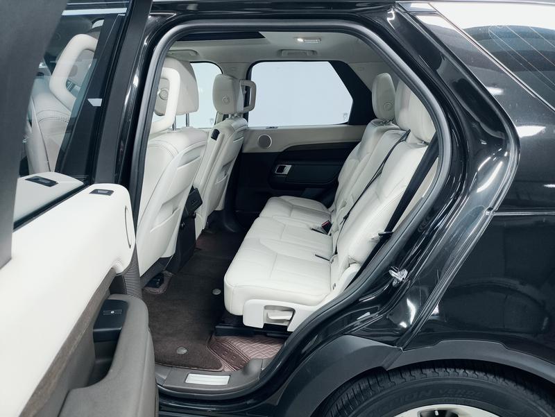 Land Rover discover 2017