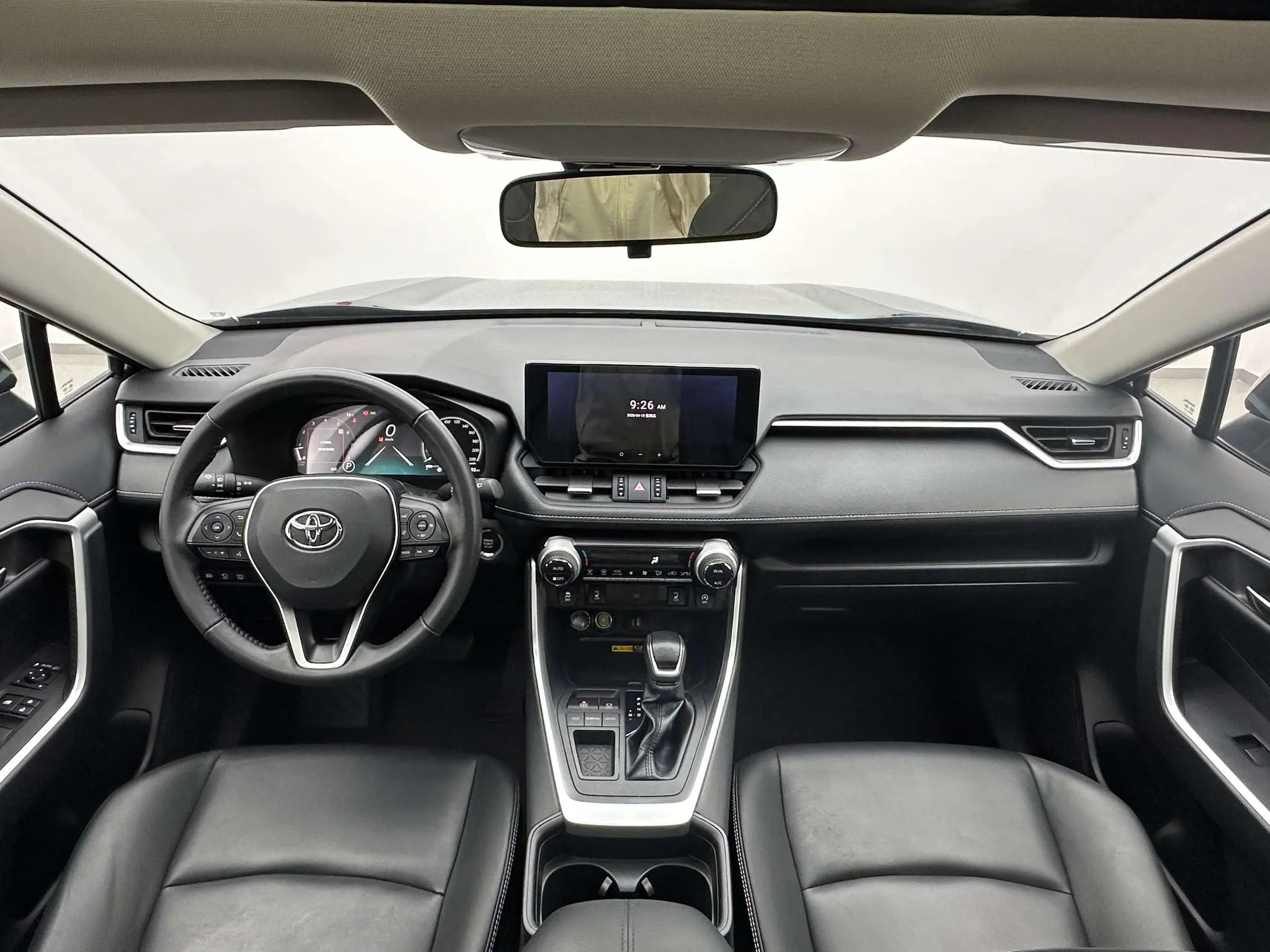 TOYOTA RAV4 Rongfang 2.0L CVT two-wheel drive fashion PLUS version