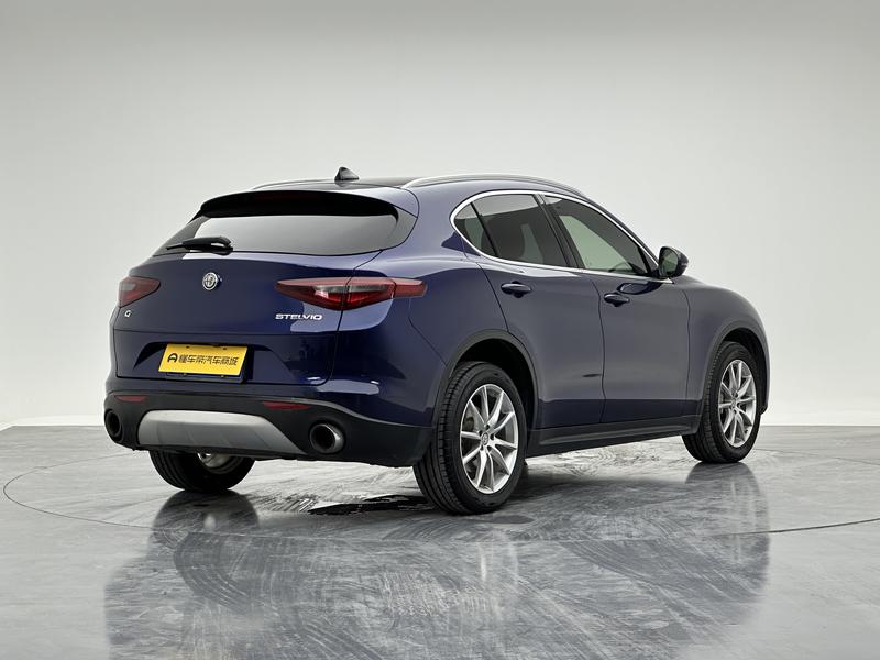 Alfa Romeo Stelvio Stelvio 2017