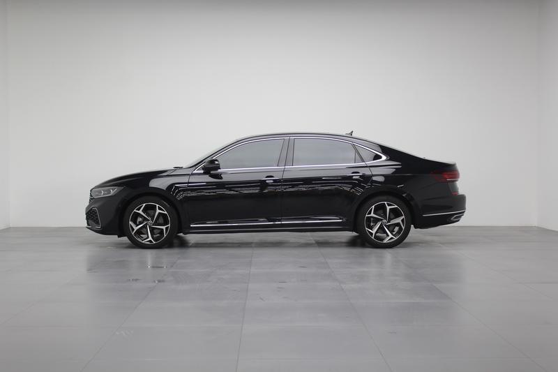 Volkswagen Passat 2024