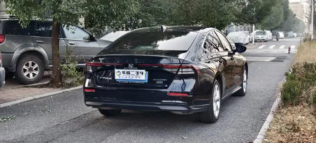 Honda Accord Rui*T Dynamic 260TURBO Deluxe Edition