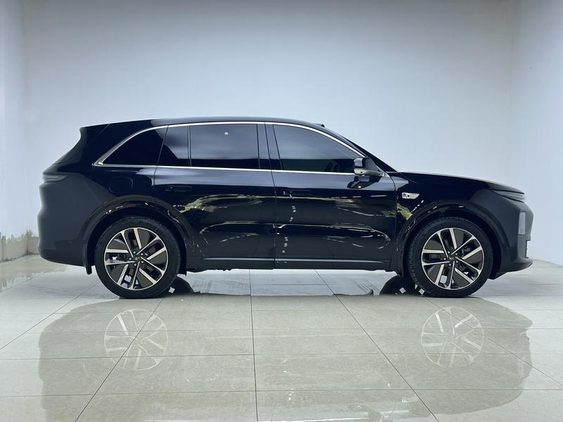 Li Auto Ideal L6 2024