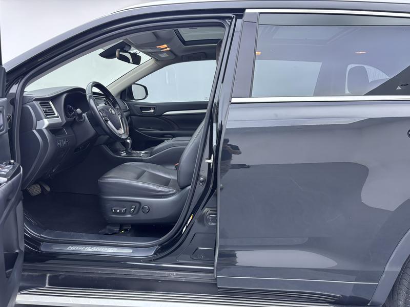 Toyota Highlander 2018