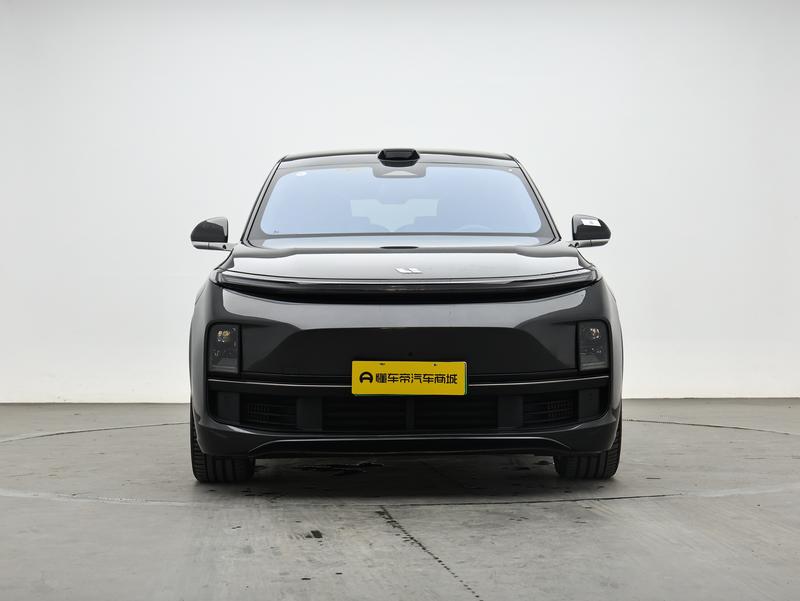 Li Auto Ideal L8 2024