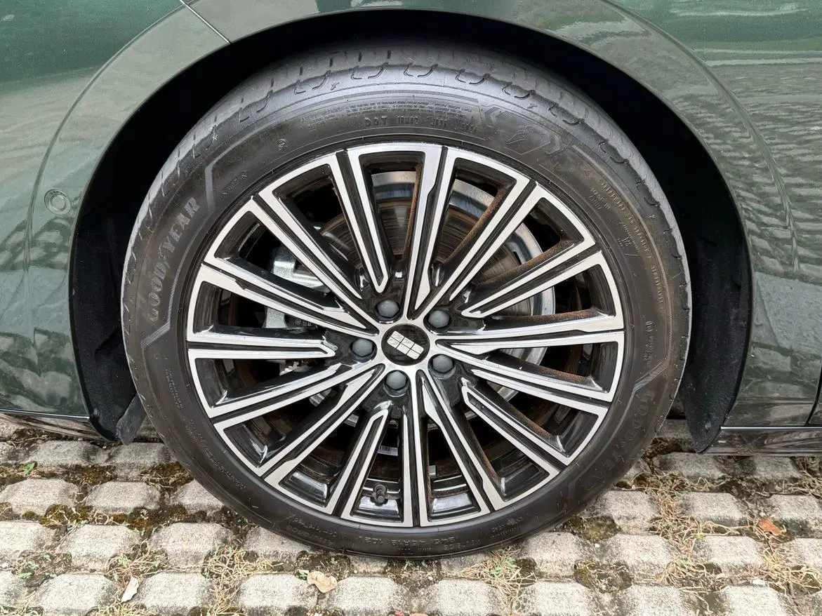 Geely Galaxy Galaxy Sparkle 8 PHEV 130km EM-P Starship Version