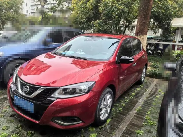 Nissan TIIDA 1.6L CVT Smart Travel Edition