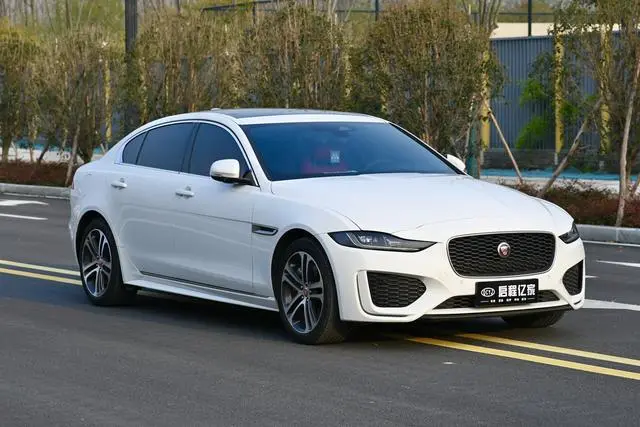 Jaguar Jaguar XEL 2.0T 250PS R-DYNAMIC S Enterprising Sports Edition