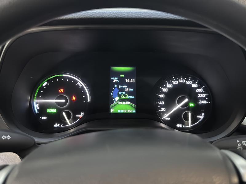 Toyota Gravia 2023
